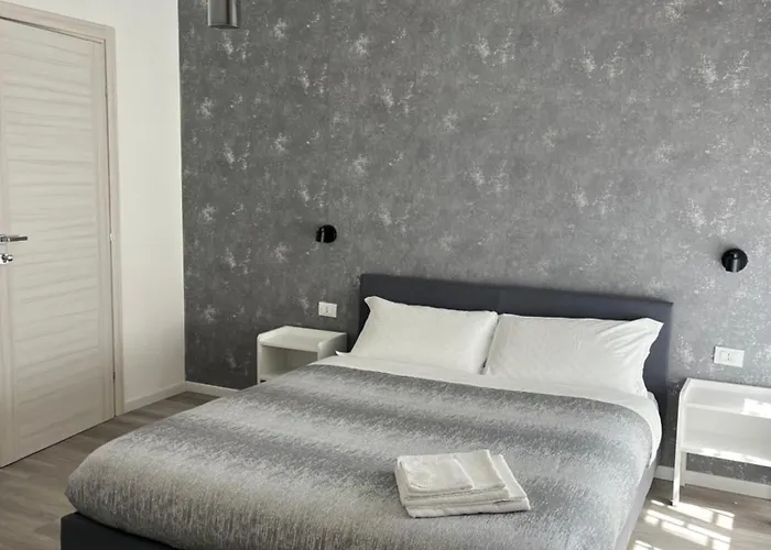 Tiburtina Urban Rooms